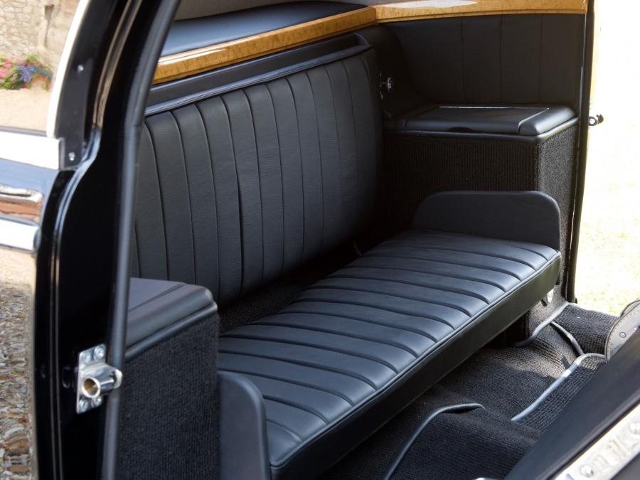  Mercedes-Benz 300 S Coupe 1951 года  (фото 26 из 26)